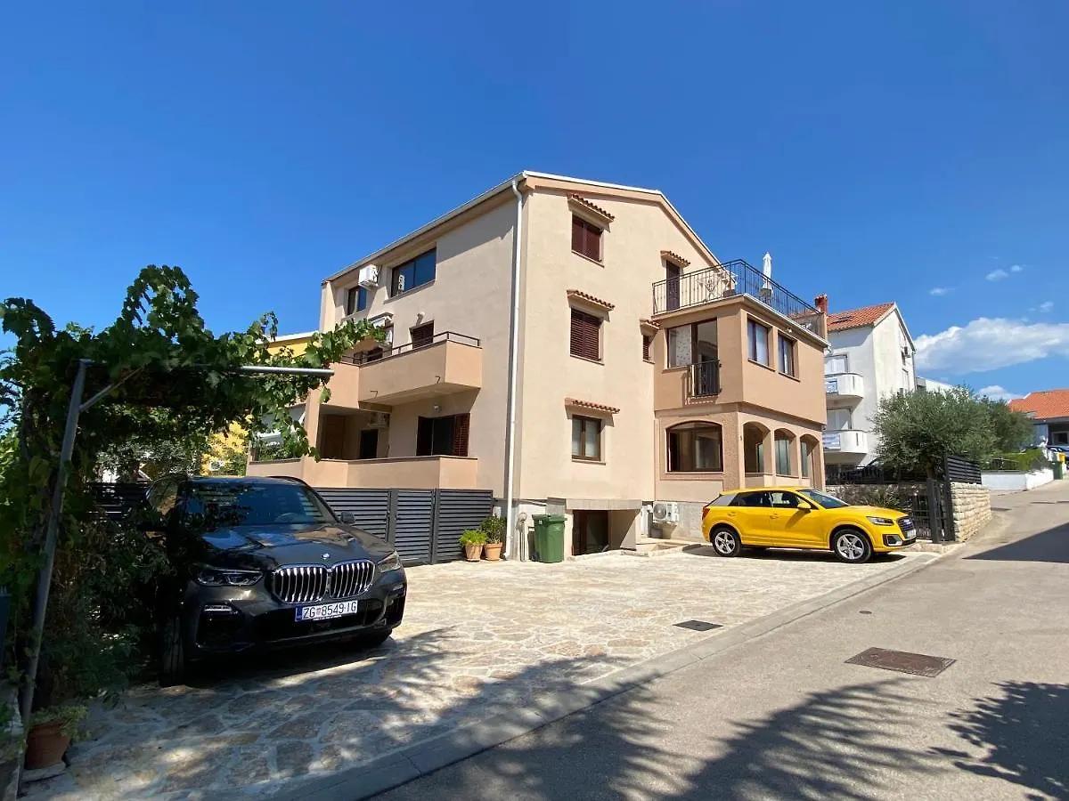 Ferienwohnung Borik Hills Zadar Apartment